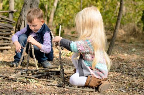 5 Reasons Children Need Regular Outdoor Play