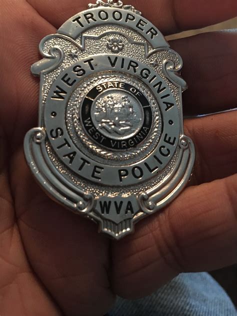 Collectors-Badges Auctions - West Virginia State Police Trooper