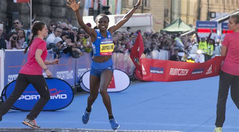 Joyciline Jepkosgei half marathon world record training - Sports Illustrated