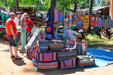 Shopping Places in Goa | 12 Best Street Shopping Markets in Goa ...