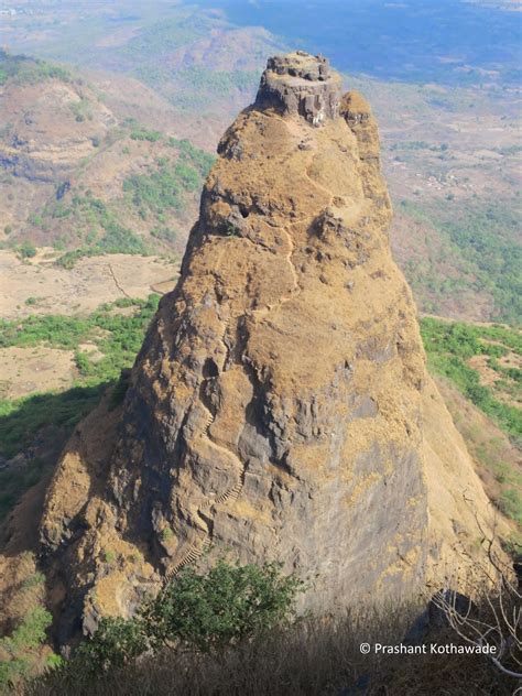 Prashant Kothawade's blogs: Prabalgad - Rendezvous With A Massive Fort