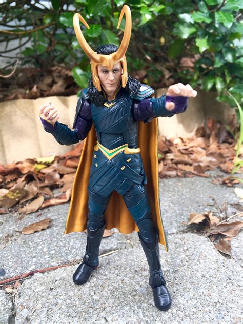 Thor Ragnarok Marvel Legends Loki 6" Figure Review & Photos - Marvel ...