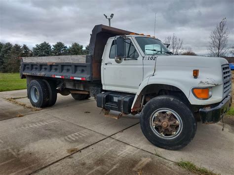 1998 Ford F-800 Single Axle Dump Truck - Cummins 175HP, 6 Speed Manual For Sale, 131,100 Miles ...