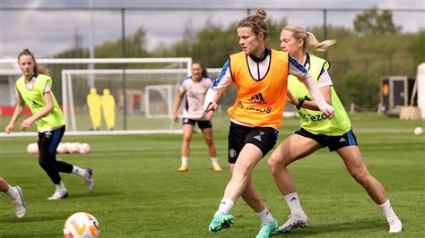 Man Utd women train ahead of WSL match against Tottenham Hotspur | Manchester United