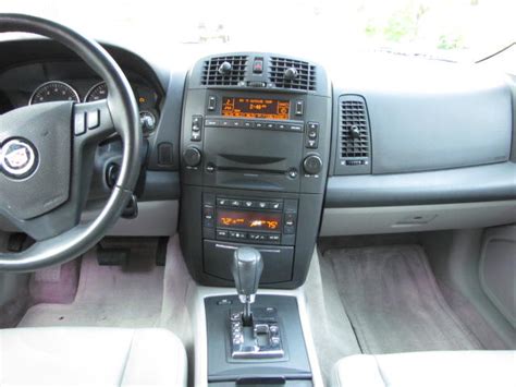 2006 Cadillac SRX - Interior Pictures - CarGurus