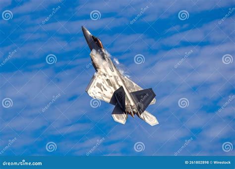 F22 RAPTOR (LOCKHEED-MARTIN) Rear View Royalty-Free Stock Photography ...