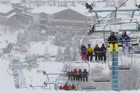 Holiday Valley Resort ranked third in East by Ski magazine readers ...