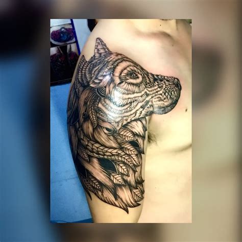 Wolf tattoo | Tattoos, Wolf tattoo, Animal tattoo