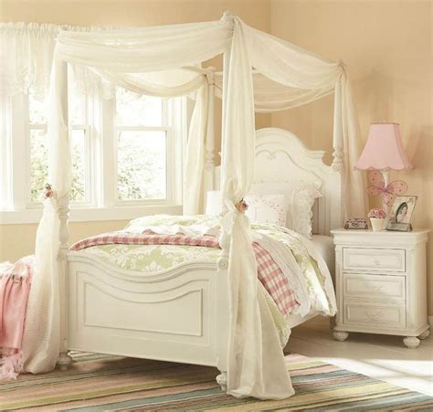 Pin by Amanda Parry on Beautiful Shabby Chic & Interior Design | Canopy bedroom sets, Girls bed ...