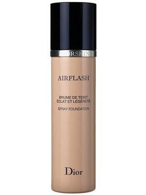 Dior DiorSkin Airflash Spray Foundation Review | Allure