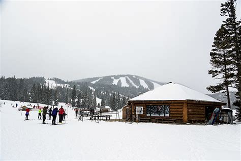 Colorado Skiing at Eldora Mountain Resort - Wander The Map