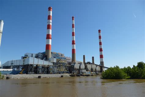 File:Barry Electric Power Plant at the Mobile River, AL.jpg - Wikimedia Commons