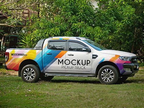 Free Pickup Truck Mockup (PSD)