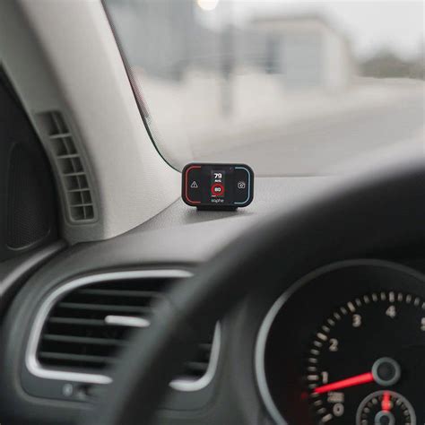 Saphe Drive Mini traffic alarm, speed camera detection and warning system for car with colour ...