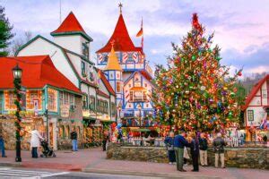 The 10 Best Georgia Christmas Towns to Visit This Holiday Season