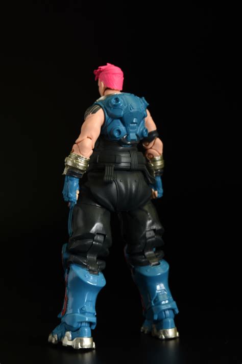 Hasbro: Overwatch Ultimates Zarya