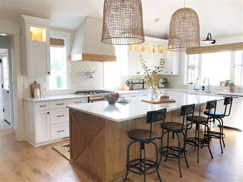 20+ White Kitchen Wood Island – HomeDecorish