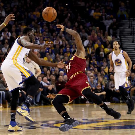 Draymond Green Flagrant Foul on LeBron James 'a Message,' Says Tyronn ...