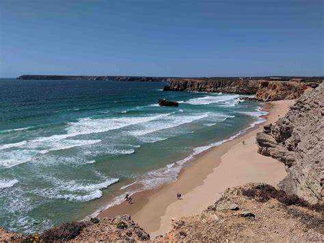 A Guide to Living on the Algarve – Portugalist