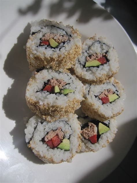 5 Minute Japanese Sushi Roll Recipe Quick, easy and still tasty. That’s ...