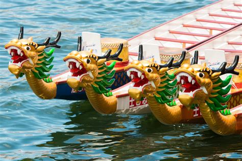 Annual Milwaukee Dragon Boat Festival Hits Lake Michigan Saturday | WUWM 89.7 FM - Milwaukee's NPR