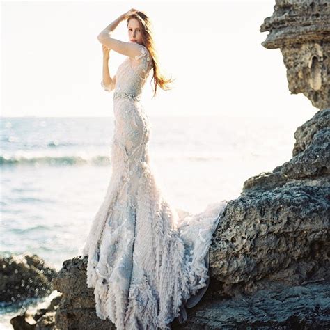 Dramatic Fall Beach Wedding Inspiration - Hey Wedding Lady