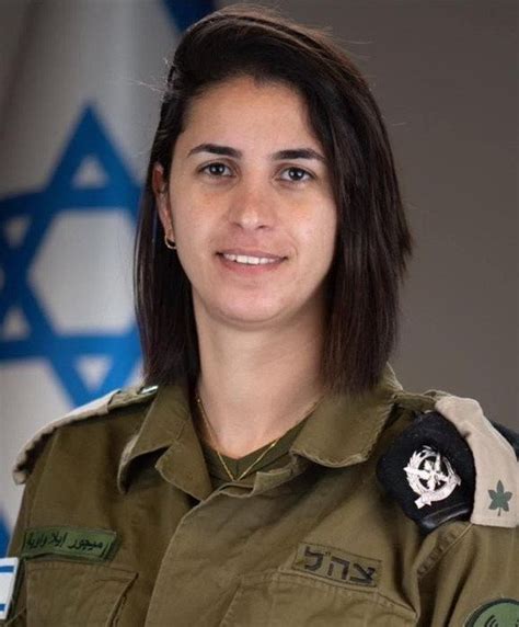 Kisah Wanita Muslim Arab Pertama yang Jadi Mayor di Militer Israel ...