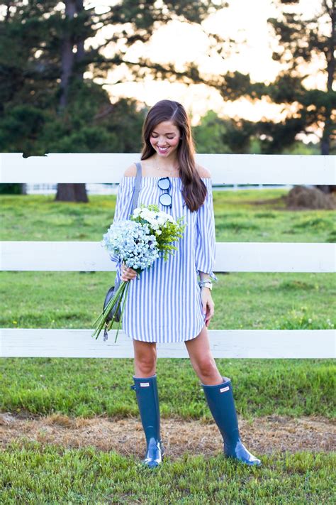 Spring Stripes feat. Old Navy — Caroline Broome | Hunter rain boots ...