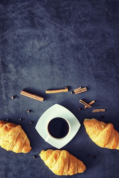 Premium Photo | Fresh pastries on the table. french flavored croissant for breakfast.