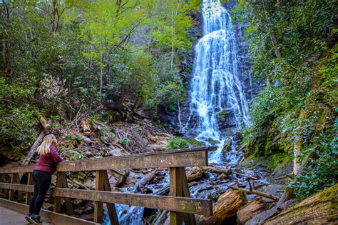 The 10 Best Waterfalls Near Cherokee NC to Visit