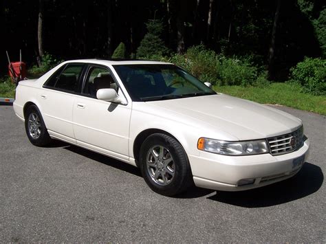 Picture of 1999 Cadillac Seville STS