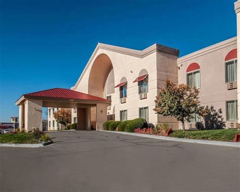 Quality Inn & Suites Farmington, Farmington: Hotel Reviews, Rooms & Prices | Hotels.com