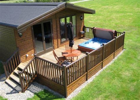 Hoseasons Lodges With Hot Tubs And Fishing