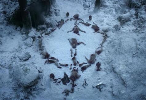 ‘Game of Thrones’: What Do The White Walkers’ Symbols Mean? | Decider