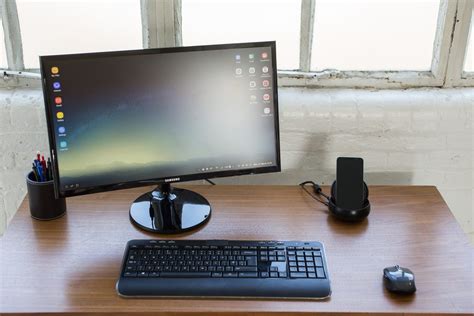 Samsung DeX: A desktop dock for the Galaxy S8 - CNET