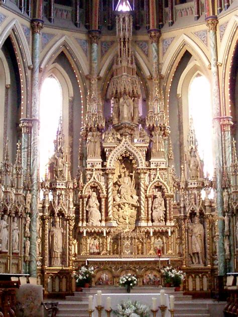 Catholic Art and Architecture: The altars of Notre Dame, Ottawa