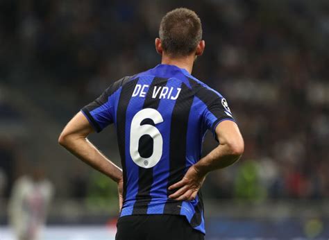 Stefan De Vrij Informs Inter Milan He Wants To Leave Italy To Play In Another League, Italian ...