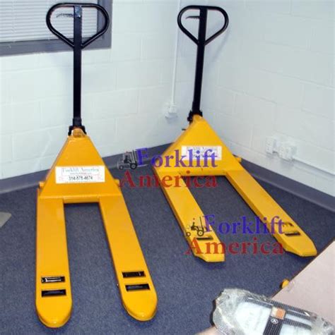 Pallet Jacks – Affordable and Easy to Use in Warehouses