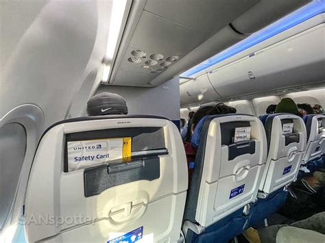 United Airlines 737 MAX 9 Economy Plus: worth it or not? – SANspotter