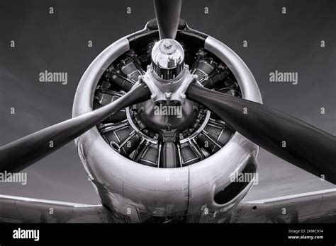 propeller of an historical aircraft Stock Photo - Alamy