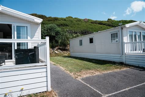 Newquay Caravan Park | Newquay Caravan Holidays | Porth Beach