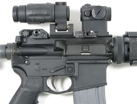 Aimpoint 3x Magnifier [2008-02-10] - 03DESIGNGROUP