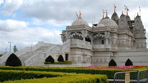 BAPS Swaminarayan Temple, London, England (With images) | Barcelona cathedral, England, Cathedral