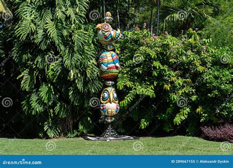 Miami Beach Botanical Garden: Sculpture "Peace in Our Time" Editorial Image - Image of tourism ...