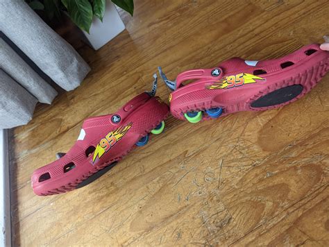 Made DIY Lightning McQueen Heelys Crocs : r/crocs