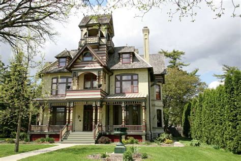 Real-life haunted houses for sale - Connecticut Post