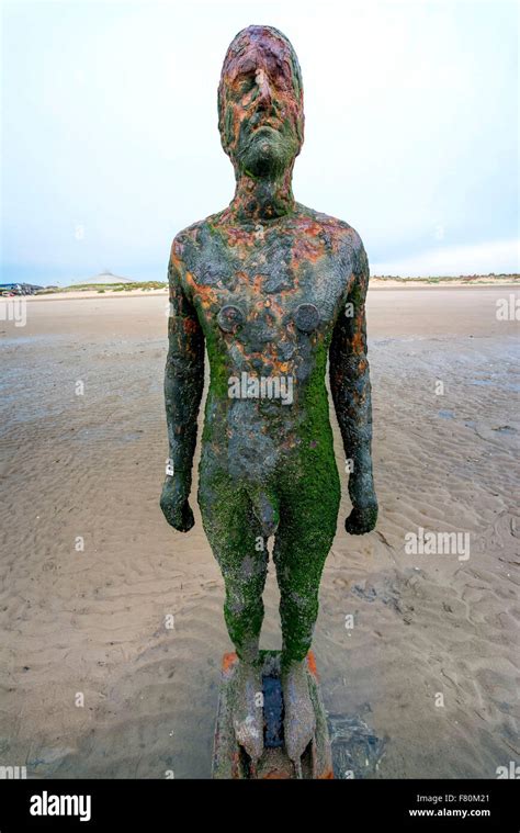 Another Place Statues by Antony Gormley Crosby Beach Liverpool, England ...