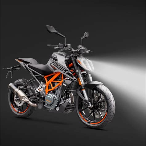 KTM 250 Duke Gets The Highly Desired Duke 390 LED Headlight In India