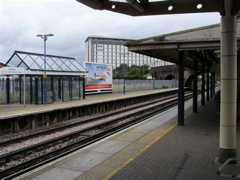 Feltham Railway station © Shaun Ferguson :: Geograph Britain and Ireland