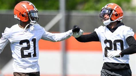 Browns CB Denzel Ward Expected to Miss Some Time After Foot Injury